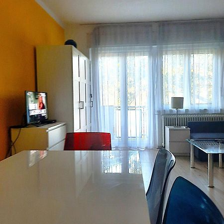 Andrassy Apartment With Inside Parking Budapest Exteriör bild